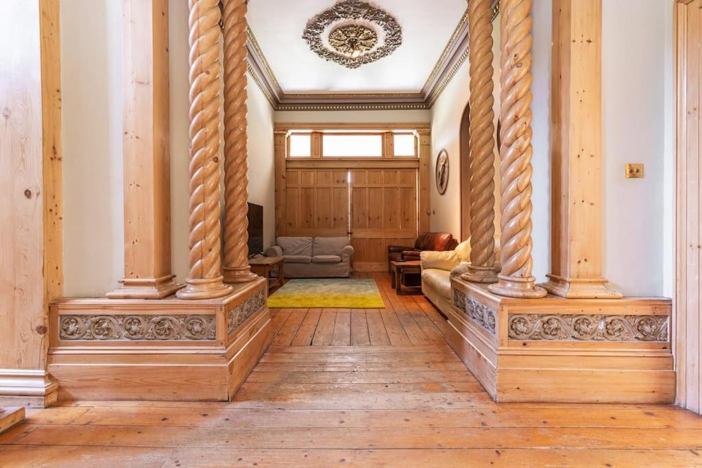 Montebello House Apartment Dublin