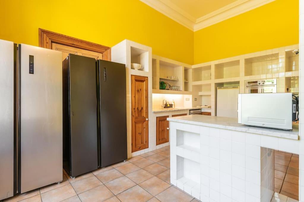 Montebello House Apartment