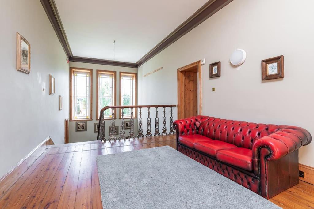 Montebello House *